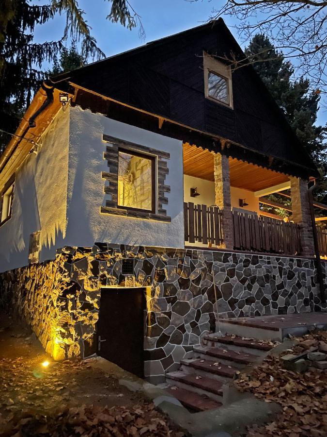 Cityside Cottage Eger Exterior foto