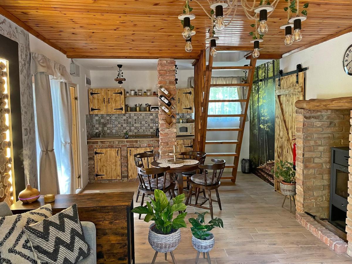 Cityside Cottage Eger Exterior foto